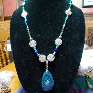 Handmade silvertone crystal necklace with blue pendant 24"
